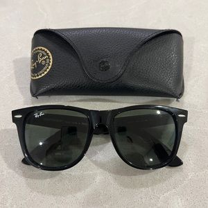 Large Ray-Ban Wayfarer 2140